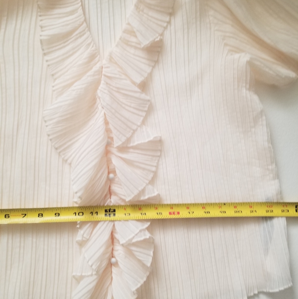 New Zara Plisse Cream Blouse - Picture 9 of 10